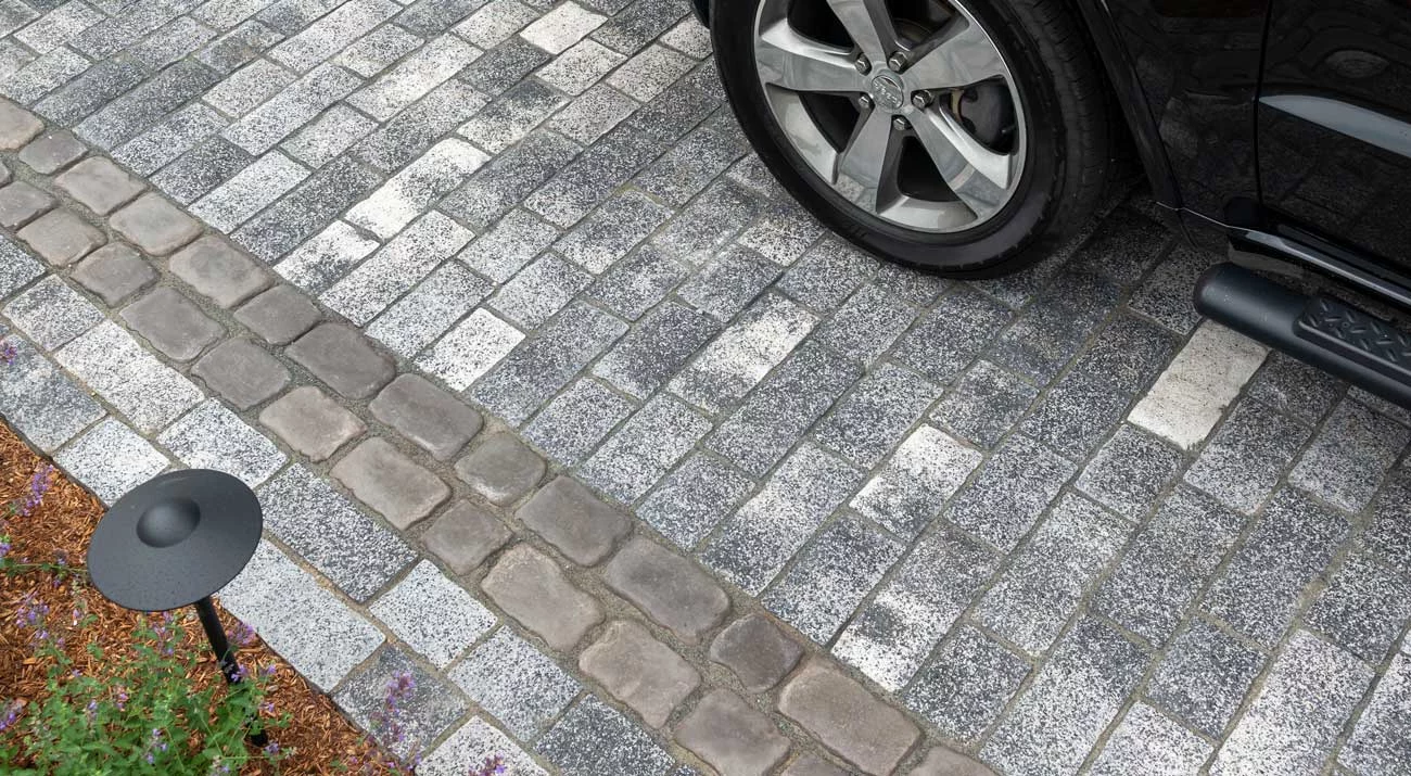 Tribeca Cobble Driveways Crystalline Basalt 5165